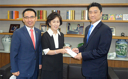 서울시약, 송천한마음의 집에 성금 기탁