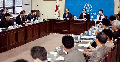 약사회, 창립 60주년 기념식·학술제 성공개최 다짐