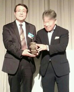 도봉·강북구약, 엄홍길 휴먼재단서 감사장 받아