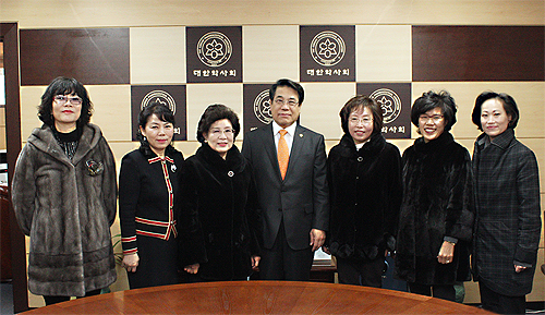 덕성약대 총동문회, 대약과 현안 공유