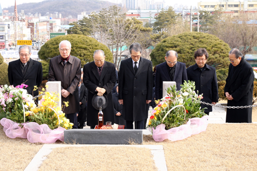 유한 창업자, 故 유일한 박사 영면 44주기