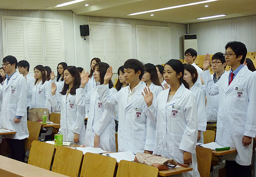 올해 면허받은 새내기약사, 2년간 연수교육 면제