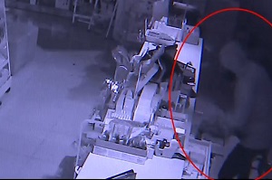 청주 지역 약국 4곳 연쇄 털이범 긴급체포