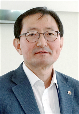추무진 의협회장, 대의원총회서 취임식 한 이유는?