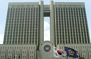 '전용통로'에 발목잡힌 약사, 2심서 극적 승소