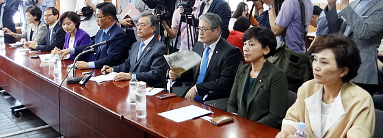 의협 찾은 문재인 대표 "메르스 확산은 인재"