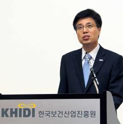 이영찬 원장 "보건산업 미래 성장동력 육성"