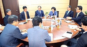 "공사는 시작됐는데" 약사회-조아 갈등 여전히 공전