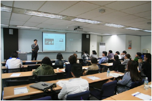 휴베이스, 11일 약사회관서 약국경영 강의 진행