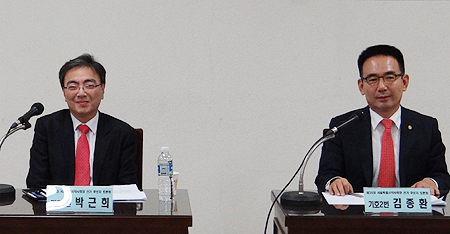 박근희 "집행부 심판을"…김종환 "압승 도와달라"