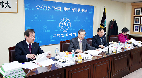대약 감사단, 약대 동물약학 강좌 개설 주문