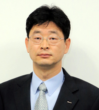 휴온스, 4인 부사장 체제…지주사 전환 특별인사 단행