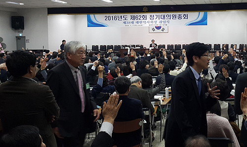 부결 부결 부결…조찬휘 2기 집행부 혹독한 신고식