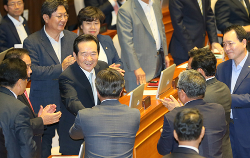 20대 국회 전반기 국회의장에 정세균 의원 당선