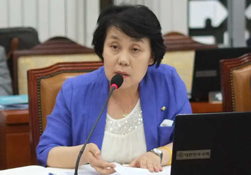 "급여비 삭감 부추기는 재정절감 성과지표 삭제하라"