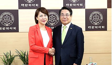 약사회, 전현희 의원에 약사현안 설명
