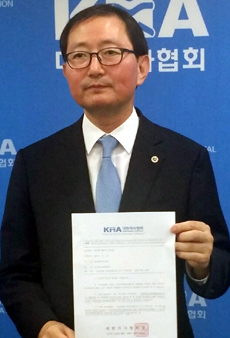 의협 "만성질환 전화상담, 일단 대화부터 해보자"