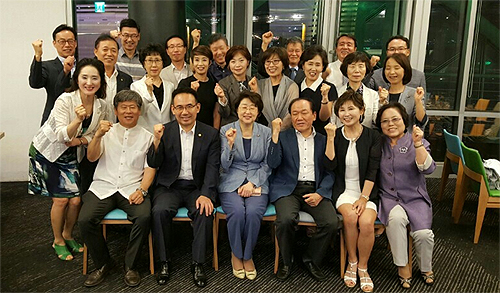 서울 분회장들 "사이버연수교육, 무상으로 시행하라"
