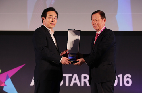 이정치 일동홀딩스 회장 '2016부산광고제 공로상 수상'