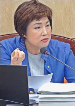 전혜숙 의원 "군 약제장교 중장기 충원계획 수립해야"