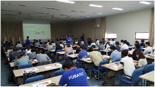 휴베이스, 부산 약사 100명에 '경영활성화' 강의