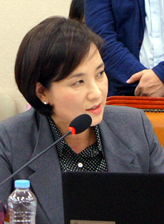 "317일간 19번 중환자실 방문" Vs "학회 빼고 매일 방문"