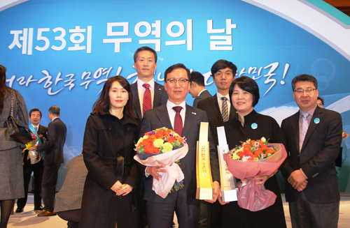 휴온스글로벌 '3천만불 수출탑' 수상