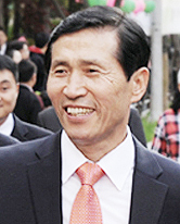 "병의원·약국, 신용카드 우대수수료율" 입법 추진