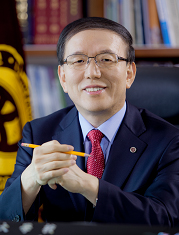 윤여표 충북대총장, 국공립대 총장협의회장 선출