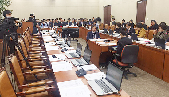 자유한국당 상임위 또 보이콧…"복지위원들이 왜"