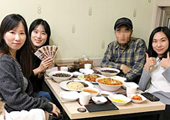 6개월 쫓아다니며 어르신 금연시킨 '7인의 약대생'
