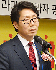 어깨띠 두른 광주 약사들 "편의점약 품목 확대 반대"   