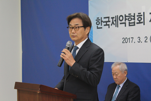 취임후 도시락 먹으며 8시간 업무보고 받은 원희목
