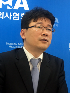 "병·의원 업무정지 과징금, 10억원 상향은 불합리"