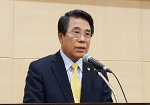 조찬휘 "박인춘 인선 거듭 사과…연말 임시총회 검토"