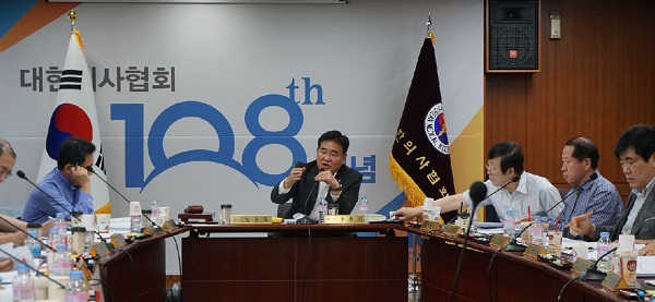 의협, 총회 출석률 낮은 대의원 자격박탈 만장일치 의결