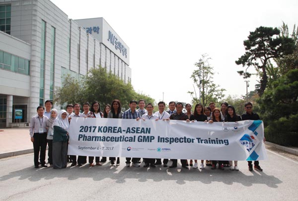 아세안 GMP 고위 관계자 'JW당진공장 투어' 참여