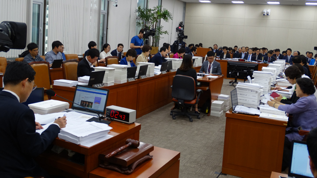 "약사회 윤리위 권한 강화...전문약 대중광고 금지"
