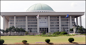 의학계 반대 vs 한의계 찬성...복지부는 신중론