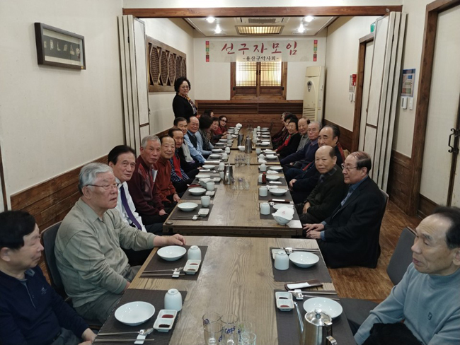 용산구약, 원로 선배약사들 '선구자' 모임 진행 