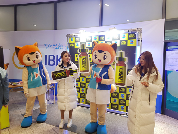 이니스트 '라라올라' 배구 스포츠 마케팅 본격화