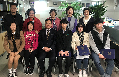 성남시약, 취약계층 학생 5명에 장학금 지원 