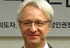 "국내 제약기업 기술력 높지만 특허장벽에 기회 놓쳐"