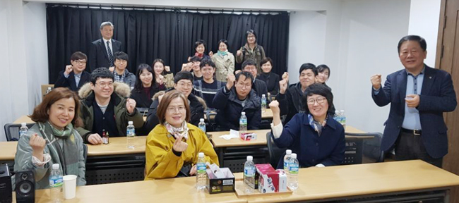 수도권 영남약대 선배들, 후배 약사 위해 특강 