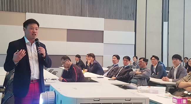 빅데이터 소비자가 약국에 원하는건 '휴일운영·친절'