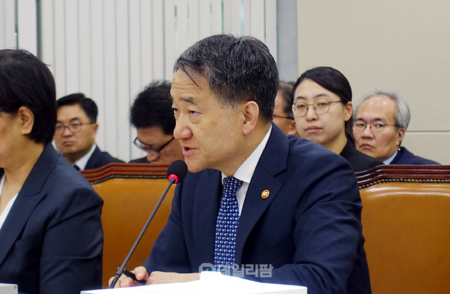 "대리수술 면허취소" Vs "기술 훈련 시스템 고민"