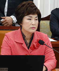 전혜숙 "연 9만명 이용 혈액투석실 관리기준도 없어"