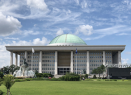 "금연치료로 환자 유인한뒤 부당청구한 의원 환수"