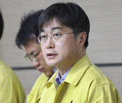 코로나19 국산 백신 2년내 개발…항체약은 내년 출시