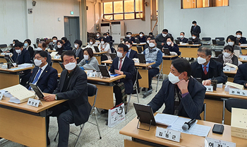 올스톱 약사회 행사도 '기지개'…온라인 대체도 활발 